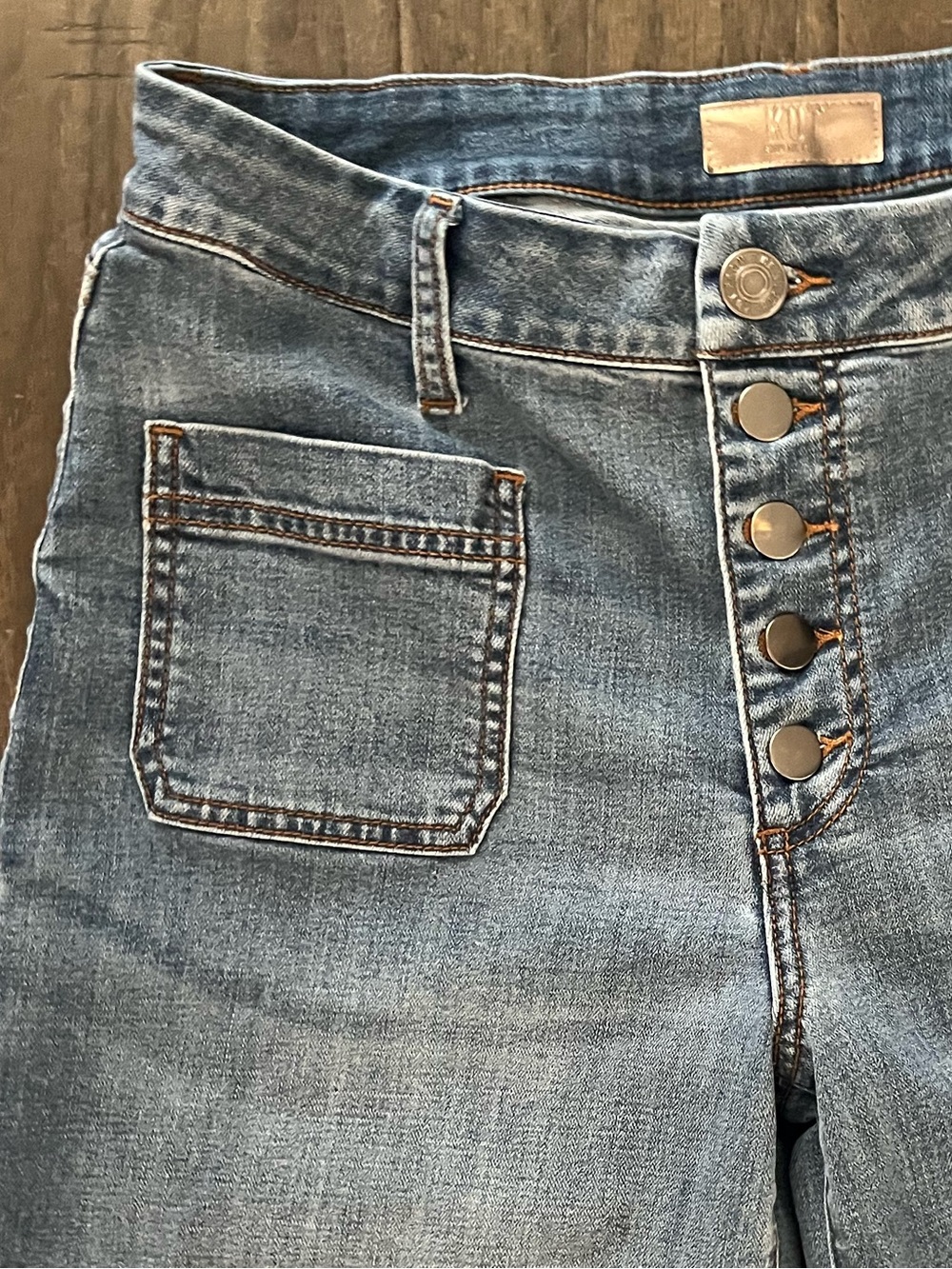 Kut from the Kloth Meg High Rise Wide Leg Jean | Size 6 - Picture 7 of 13